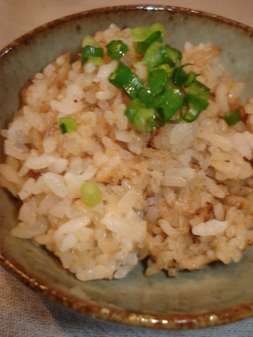 おこげご飯 2膳鰹節 2つかみ醤油 大さじ1